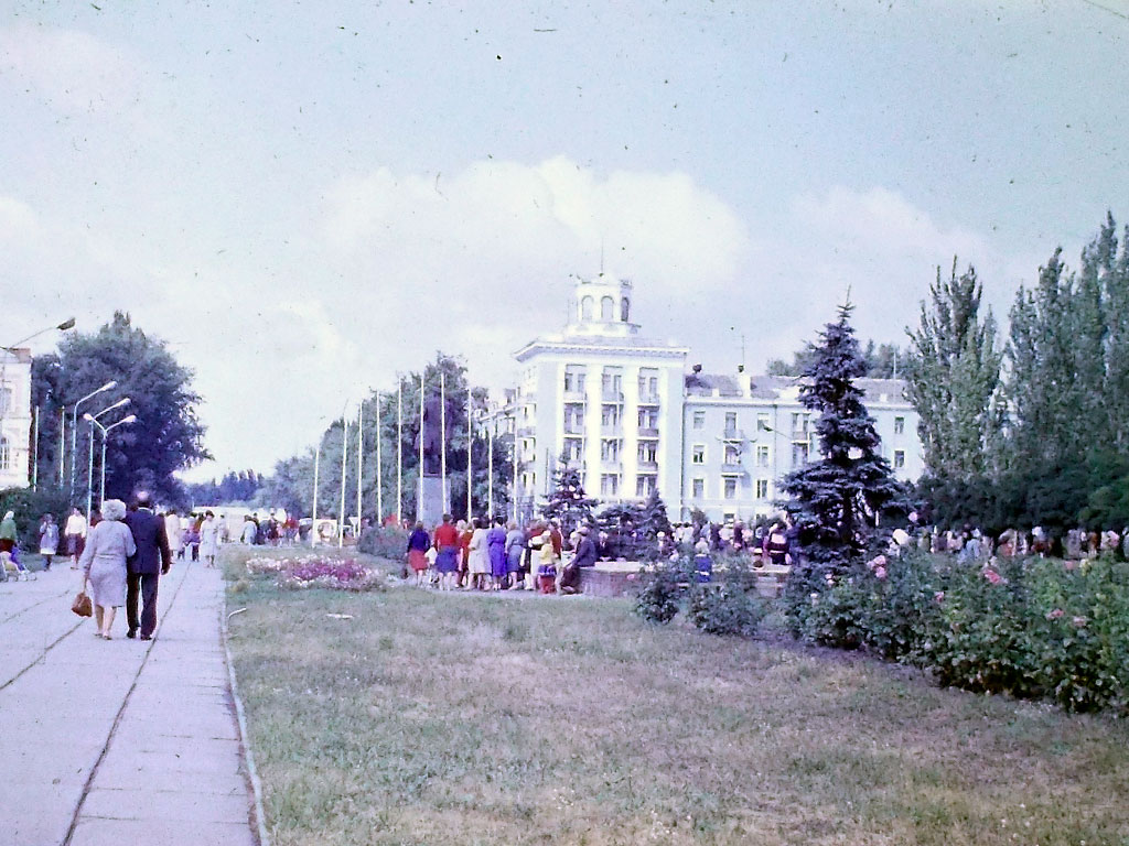 Фотографии Новомосковска, Площадь Ленина, 1989 год