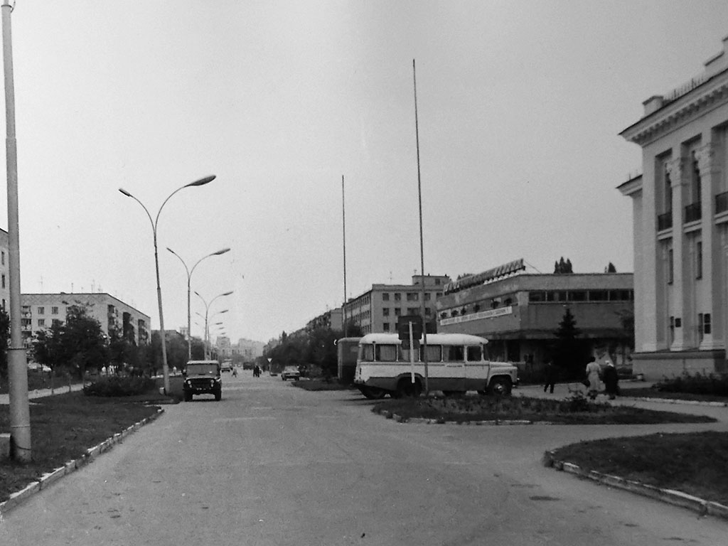 Фотографии Новомосковска, ул Советская, 1987 год